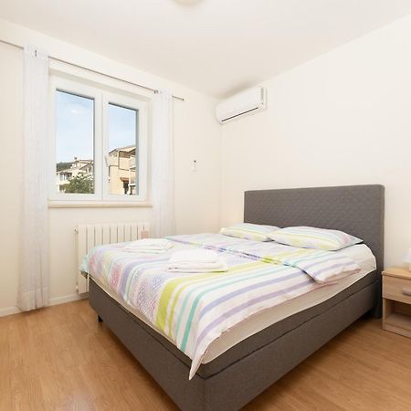 Apartments Oriana 拉巴克 外观 照片