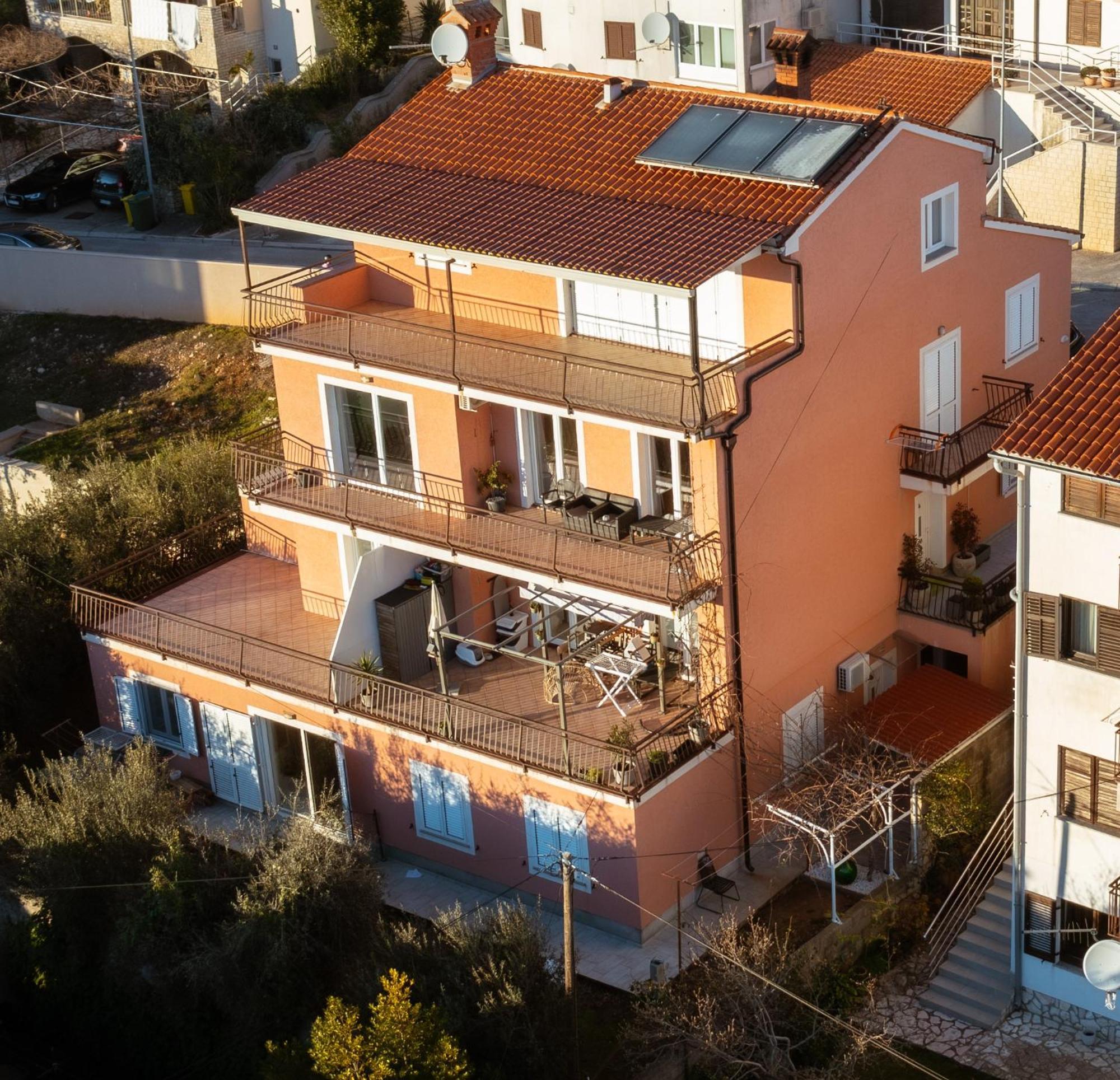 Apartments Oriana 拉巴克 外观 照片